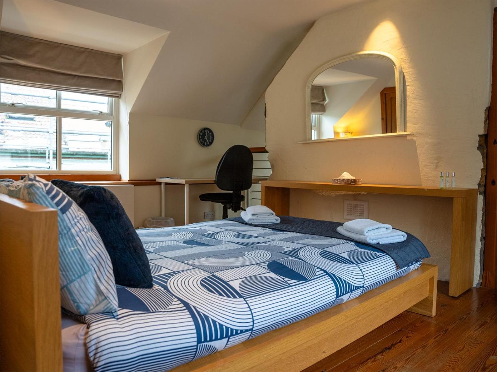 2 Bedroom Characterful Semi-Detached House, Enviably Located With Balcony And Terrace St Andrews Exterior foto